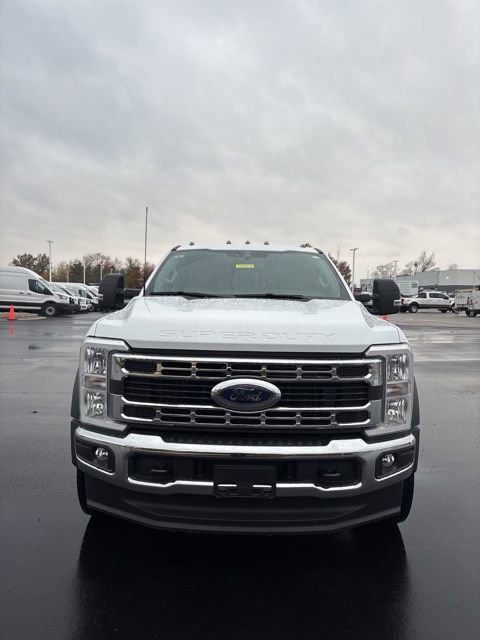 New 2026 Ford F450 XL w/ XL Chrome Package image 3