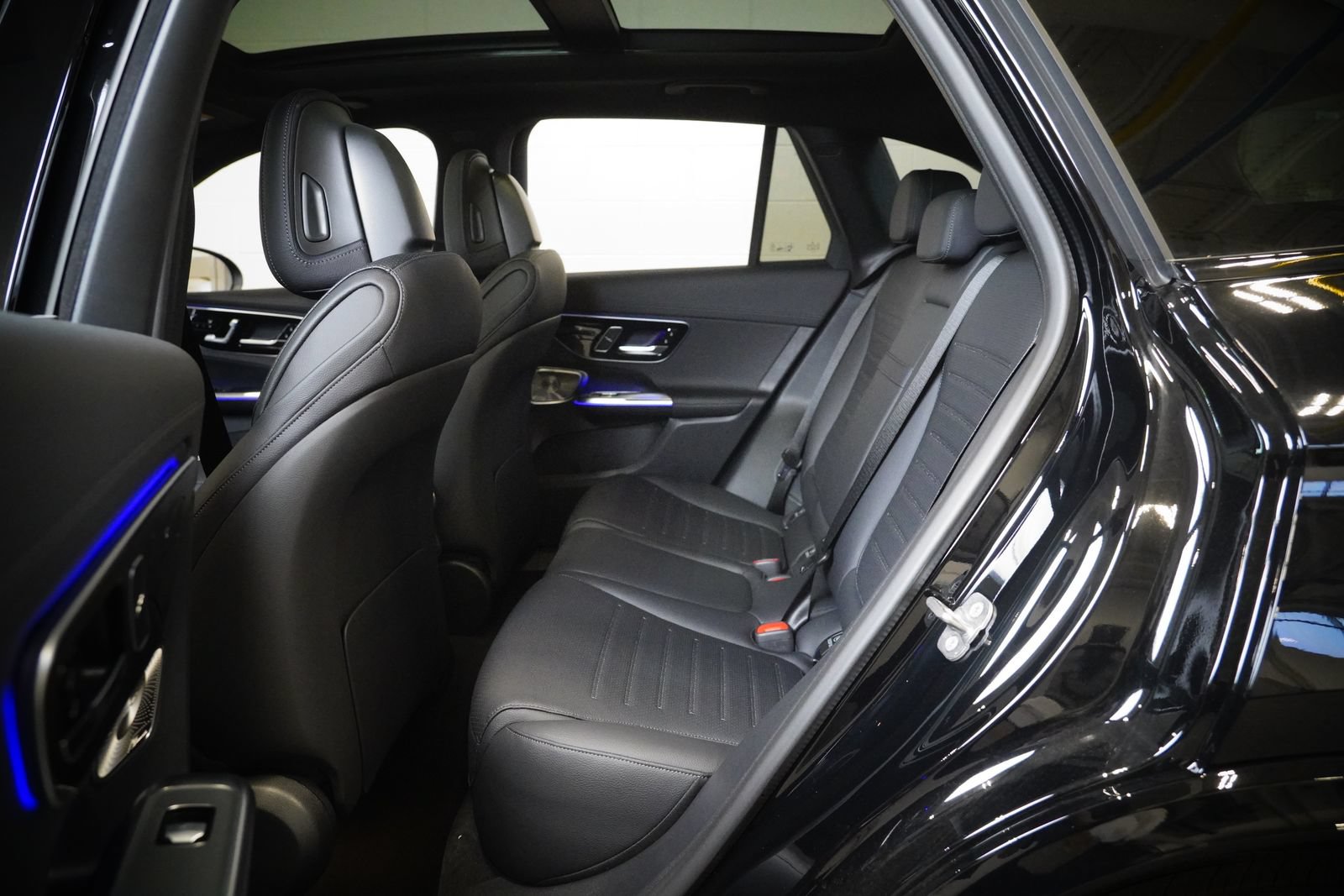 New 2026 Mercedes-Benz GLC 300 4MATIC image 16