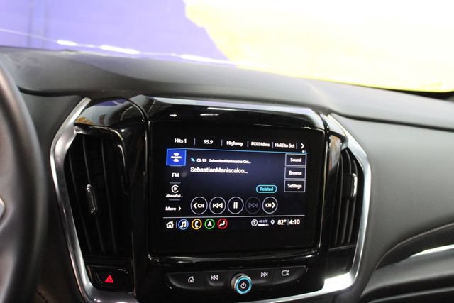 Used 2023 Chevrolet Traverse RS w/ LPO, Floor Liner Package AWD/4WD image 19