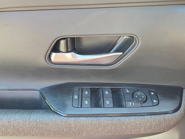 New 2026 Nissan Kicks SV image 28