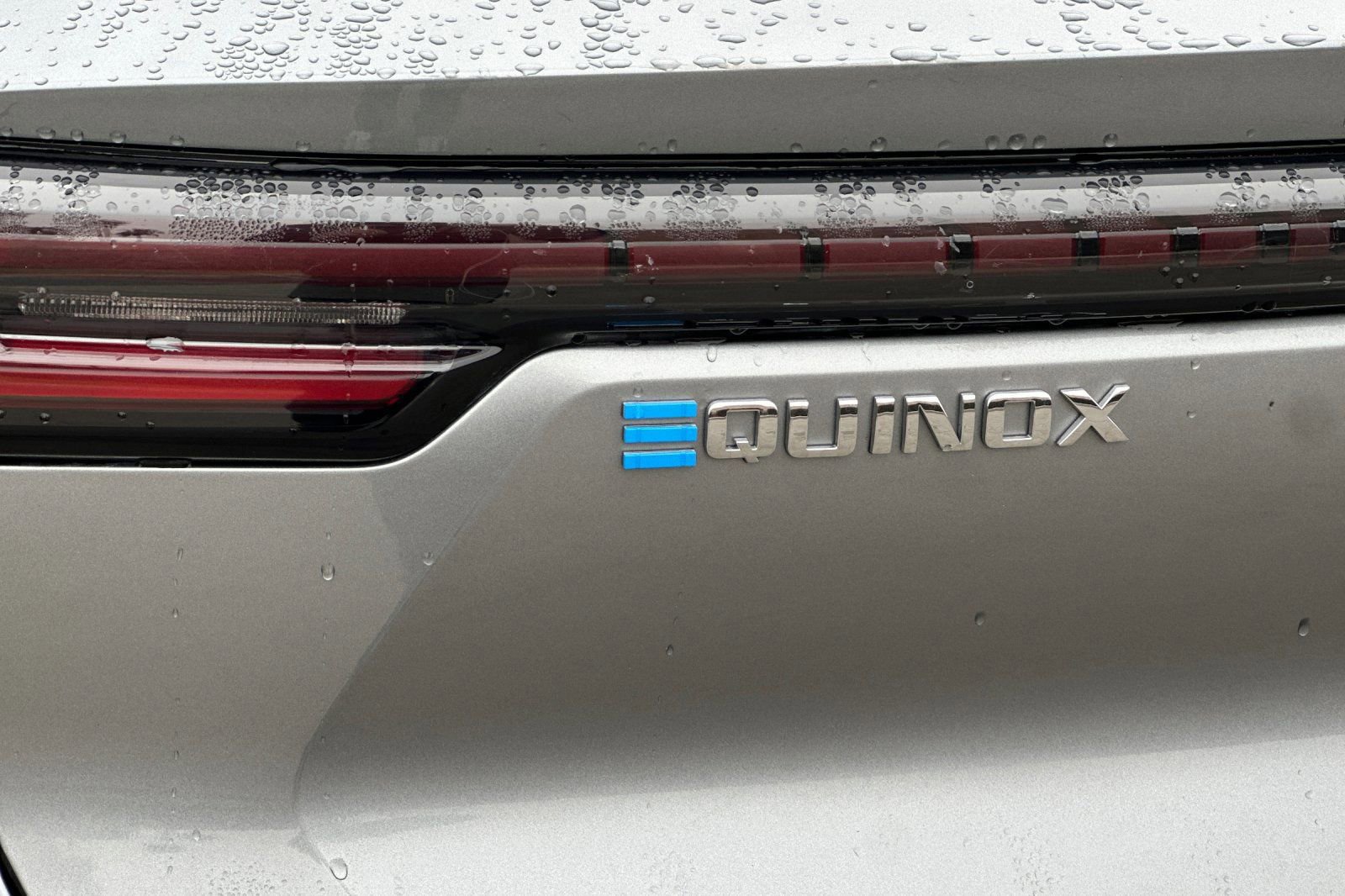 Used 2025 Chevrolet Equinox EV LT w/ Convenience Package image 27