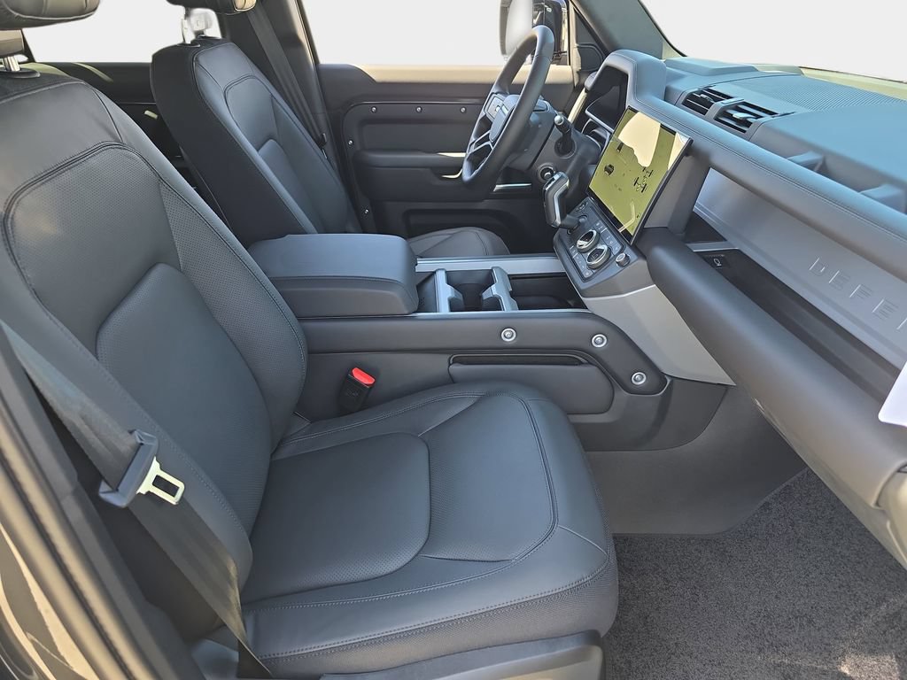 New 2026 Land Rover Defender 110 X AWD/4WD image 10