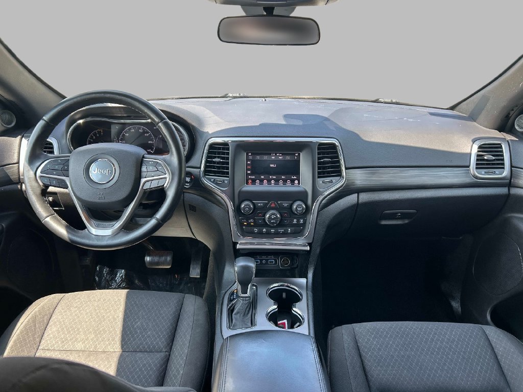 Certified 2020 Jeep Grand Cherokee Laredo AWD/4WD image 18