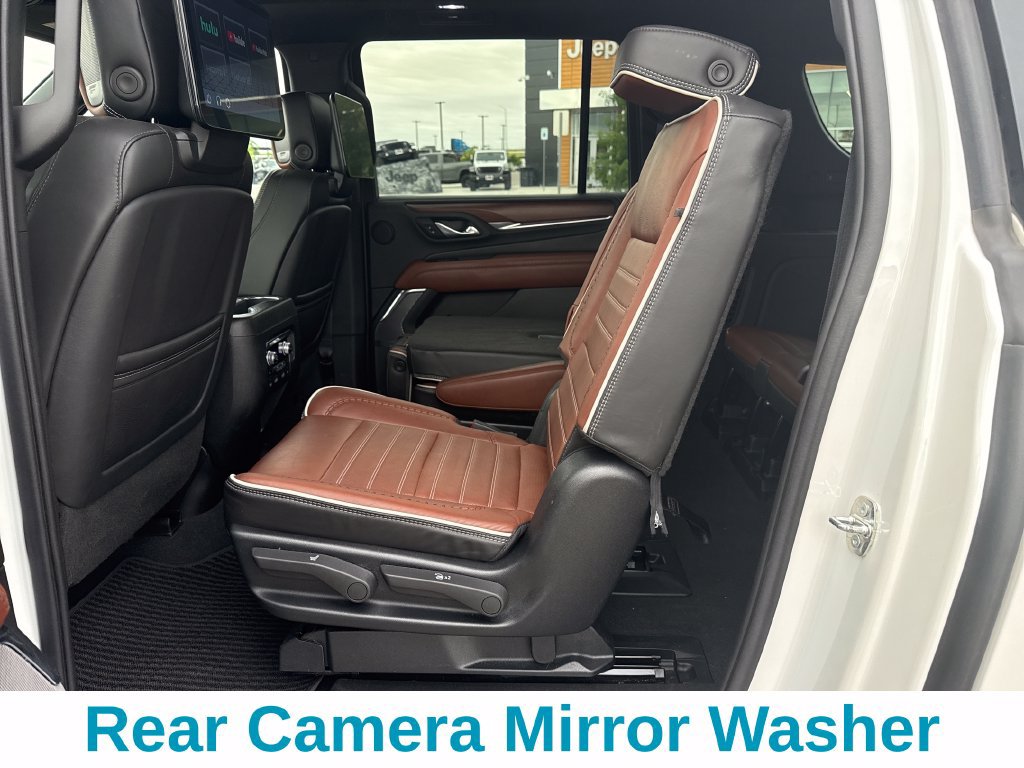 Used 2023 GMC Yukon XL Denali Ultimate AWD/4WD image 29