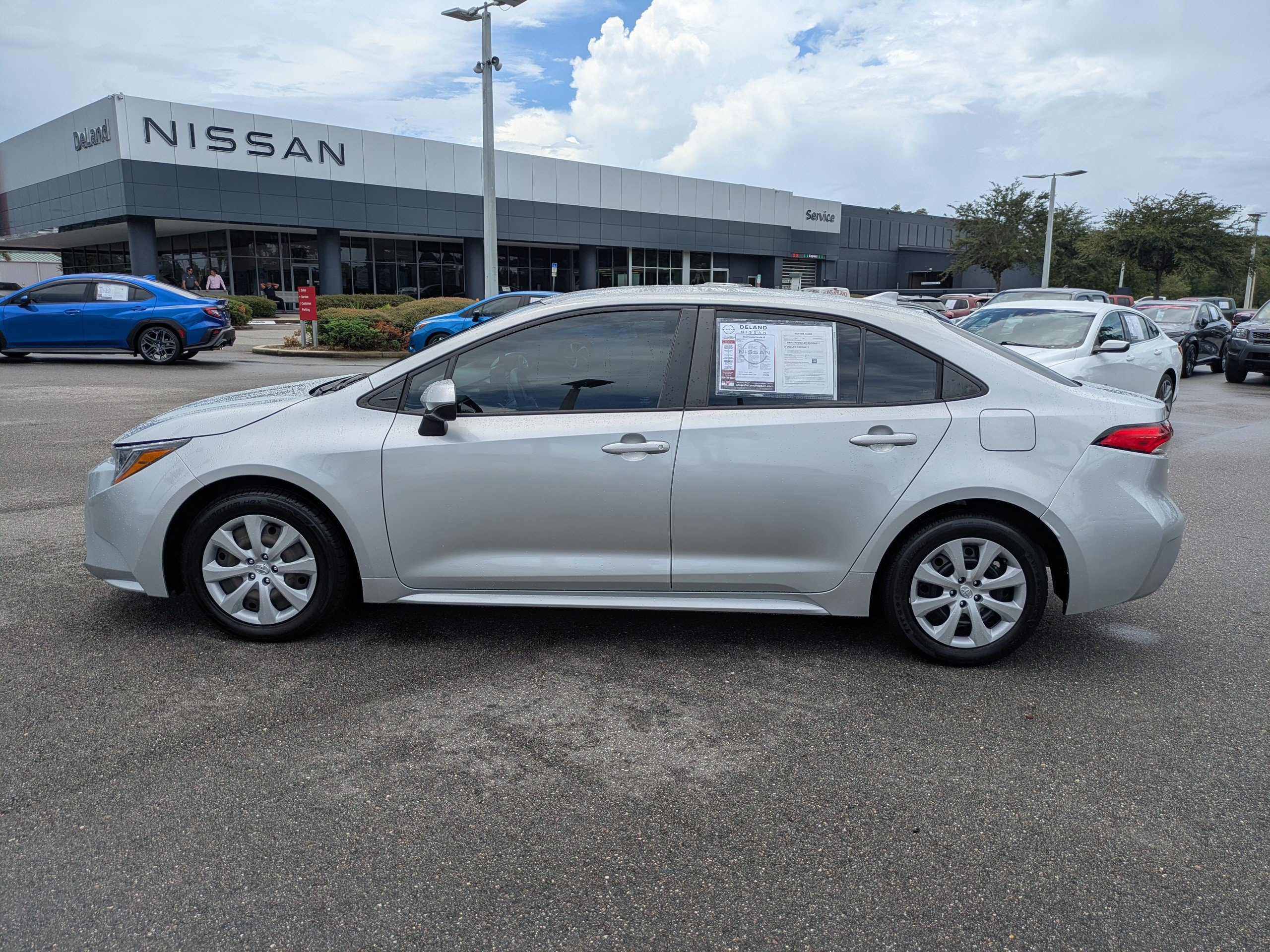 Used 2023 Toyota Corolla LE FWD image 7