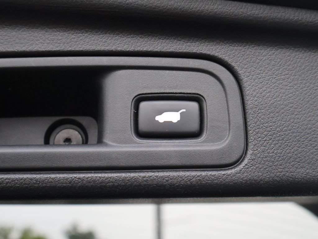 Used 2017 Honda Pilot EX-L image 17