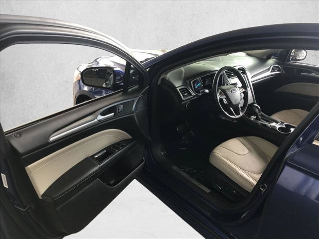 Used 2015 Ford Fusion Titanium FWD image 12