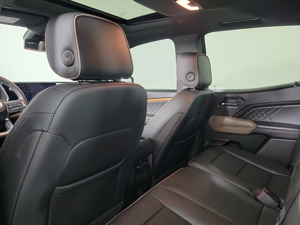 Used 2023 GMC Canyon Denali AWD/4WD image 26