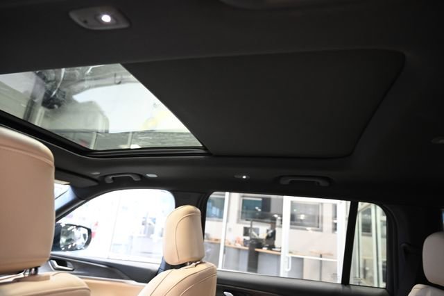 Used 2023 Jeep Grand Cherokee L Limited image 23