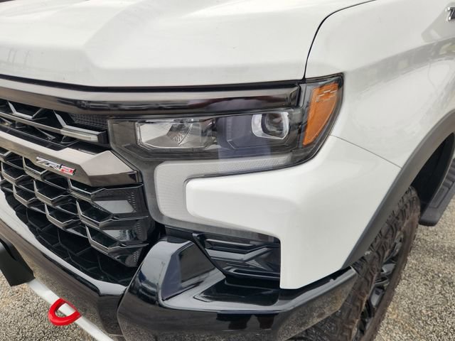 Used 2023 Chevrolet Silverado 1500 ZR2 w/ Technology Package AWD/4WD image 6