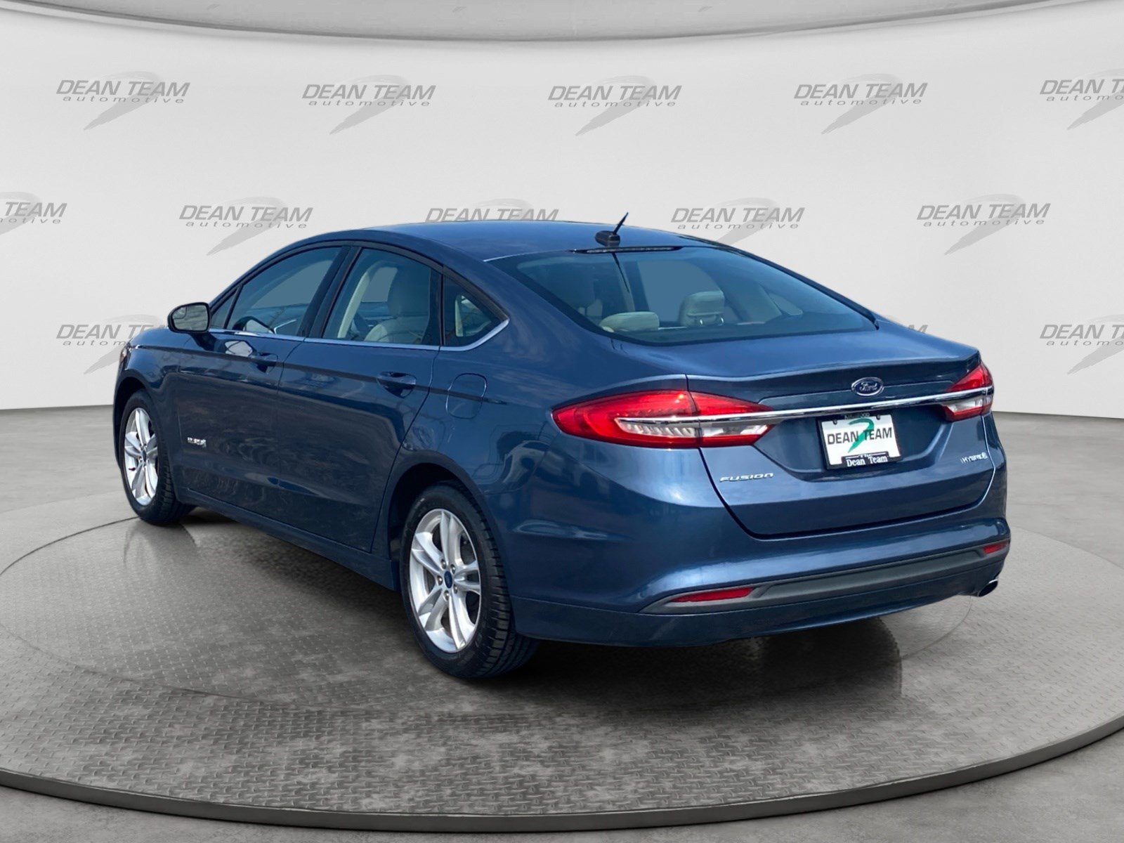 Used 2018 Ford Fusion S FWD image 6