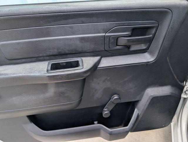 Used 2016 RAM 1500 Tradesman RWD image 5