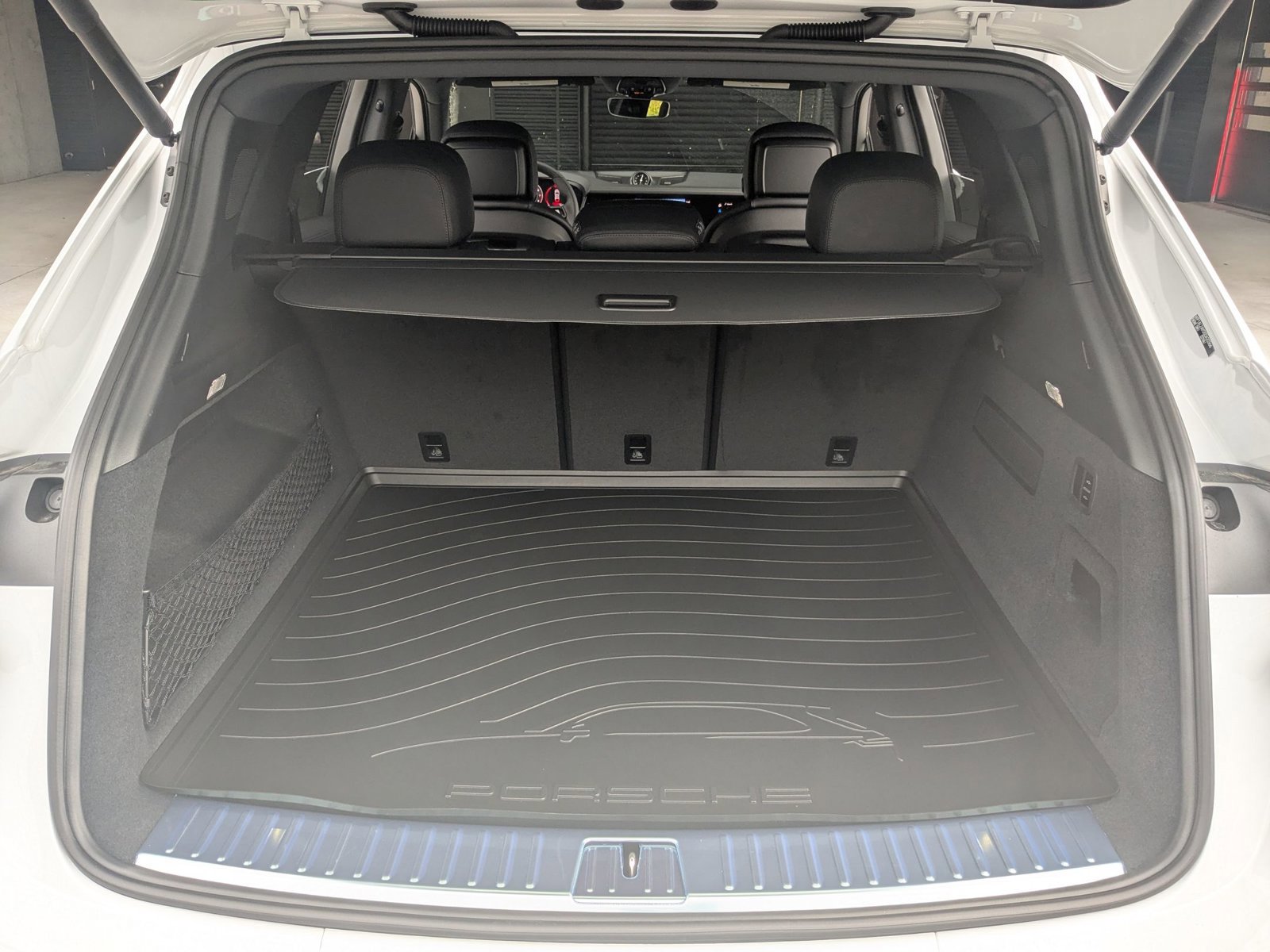 Used 2025 Porsche Cayenne S image 24