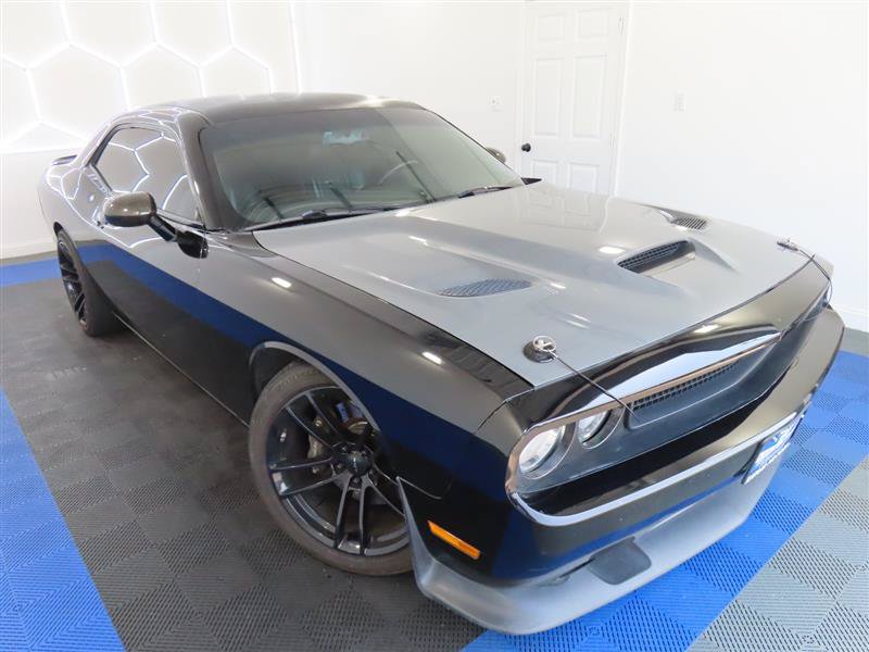 Used 2014 Dodge Challenger SRT8 Core RWD image 5