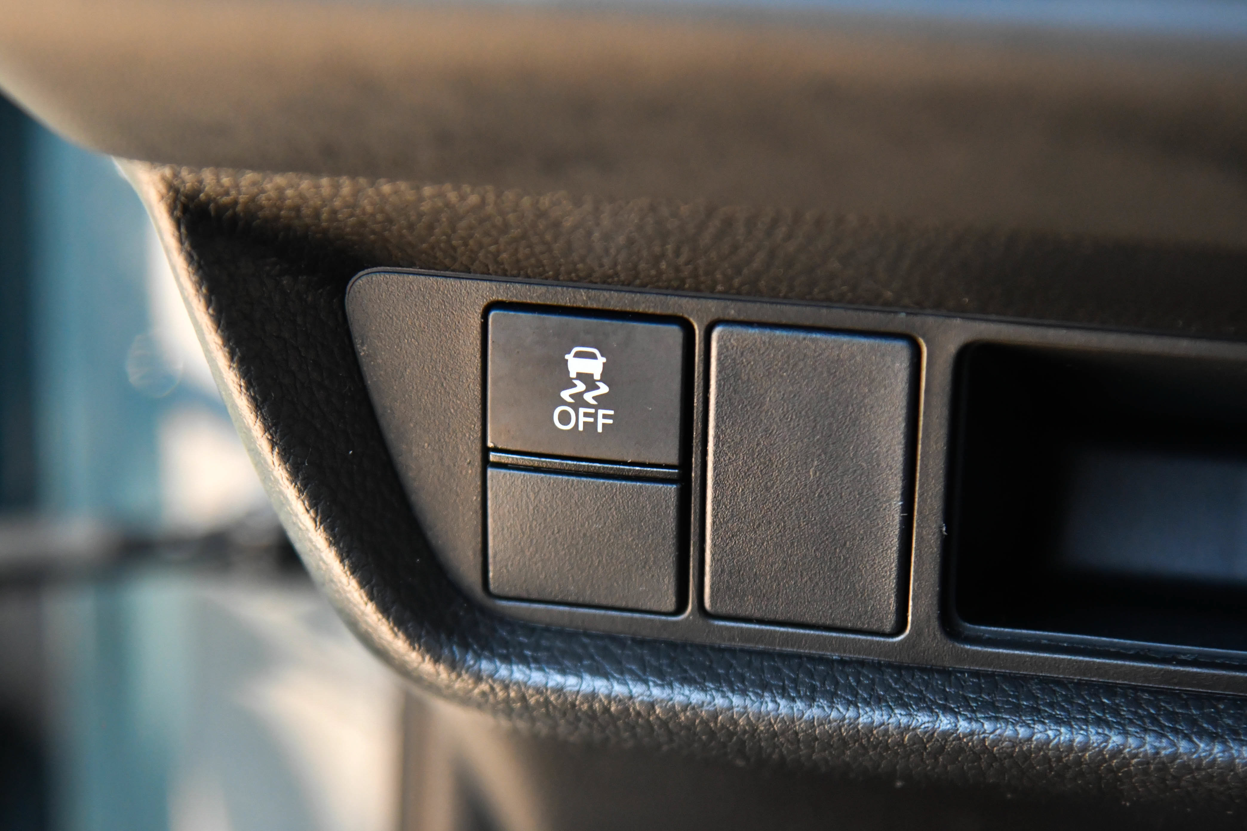 Used 2025 Honda HR-V Sport image 31