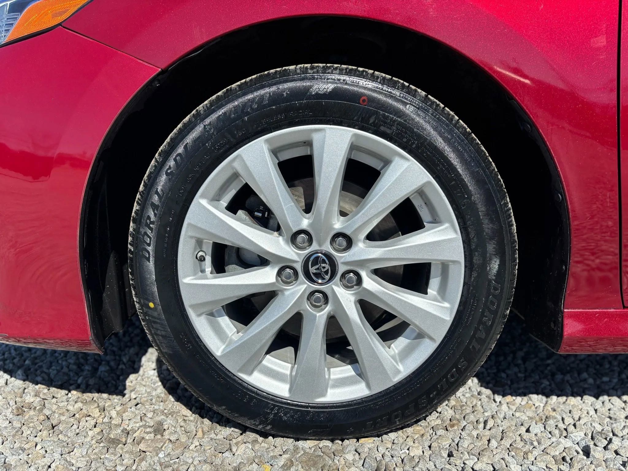 Used 2018 Toyota Camry LE w/ Convenience Package image 12