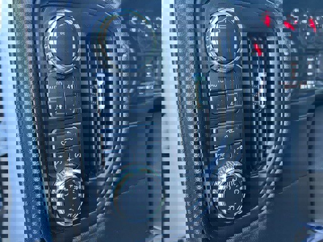 Used 2021 GMC Sierra 1500 4x4 Double Cab w/ Sierra Value Package image 21