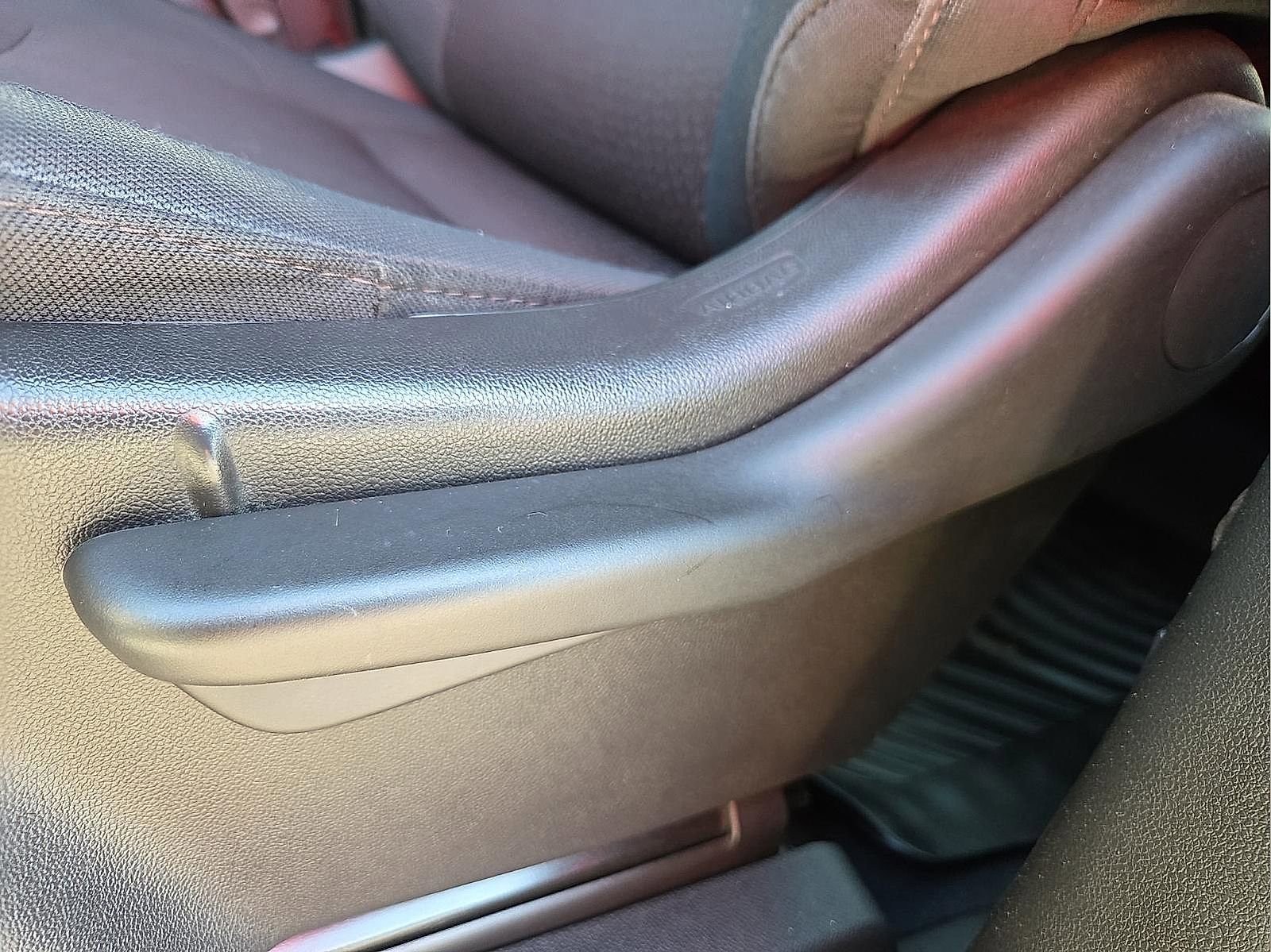 Used 2024 GMC Sierra 1500 Pro w/ Graphite Edition image 15