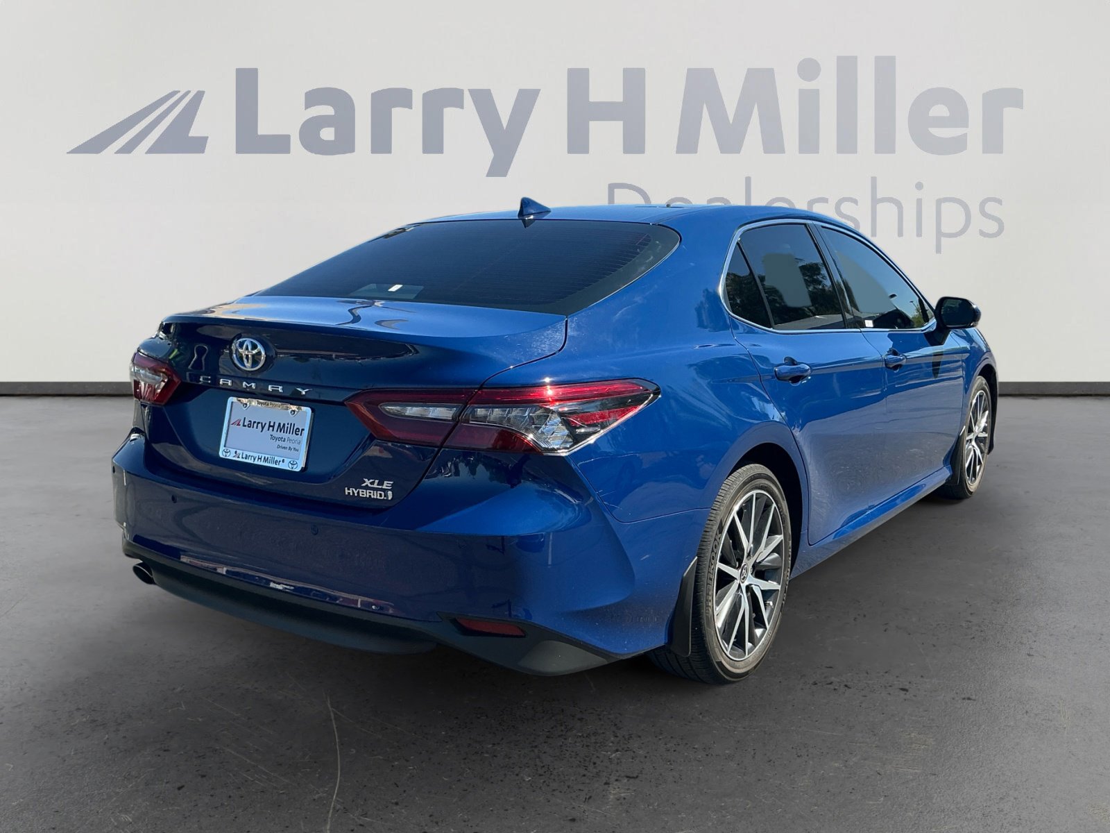 Certified 2024 Toyota Camry XLE w/ Navigation Package image 5