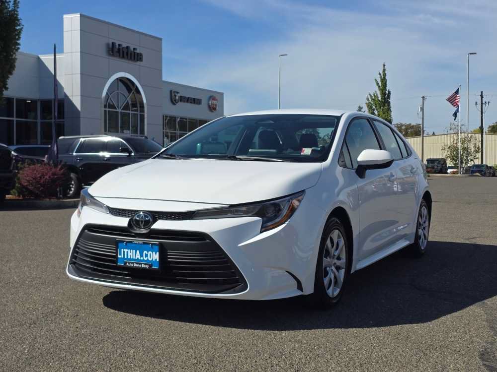 Used 2024 Toyota Corolla LE