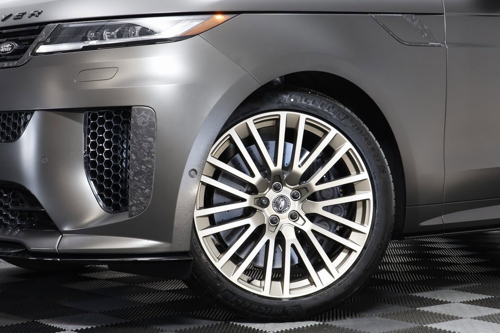 New 2025 Land Rover Range Rover Sport SV Edition Two image 3
