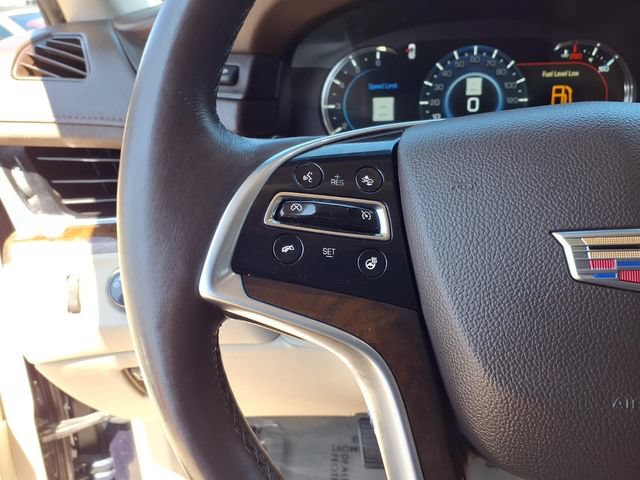 Used 2017 Cadillac Escalade Premium Luxury AWD/4WD image 11