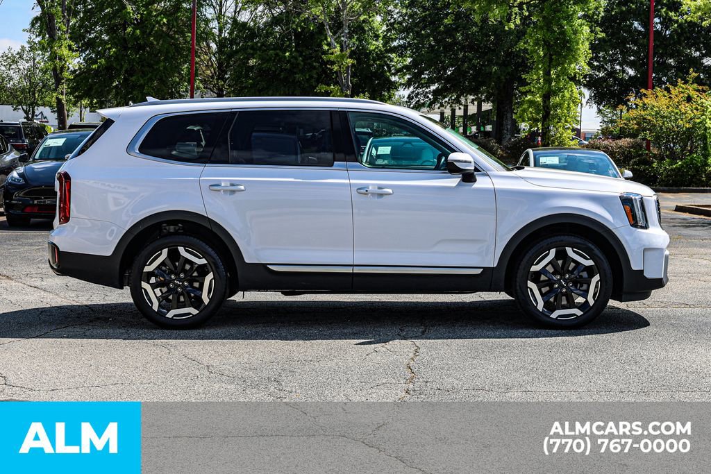 Used 2025 Kia Telluride S AWD/4WD image 10