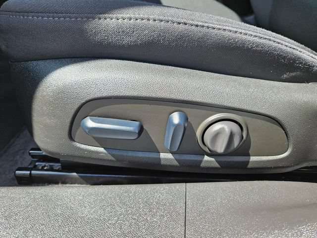 Used 2024 Chevrolet Malibu LT FWD image 25