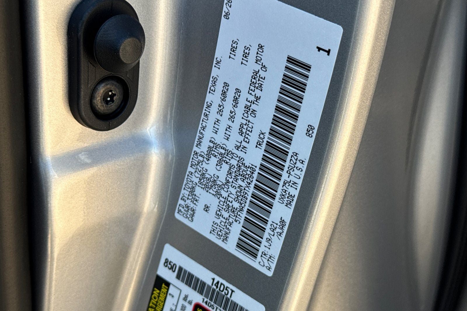 New 2026 Toyota Tundra Platinum AWD/4WD image 34