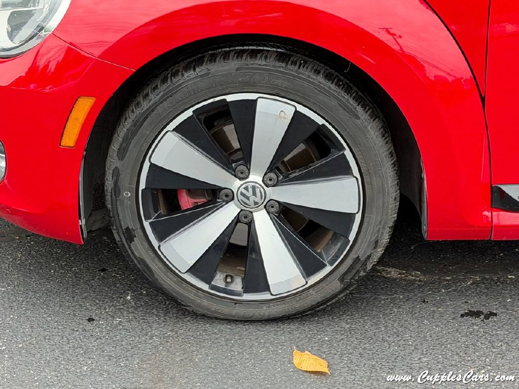 Used 2013 Volkswagen Beetle 2.0T image 46