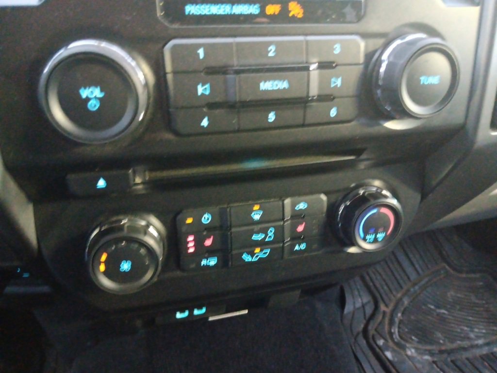 Used 2018 Ford F150 XLT w/ Equipment Group 302A Luxury image 24