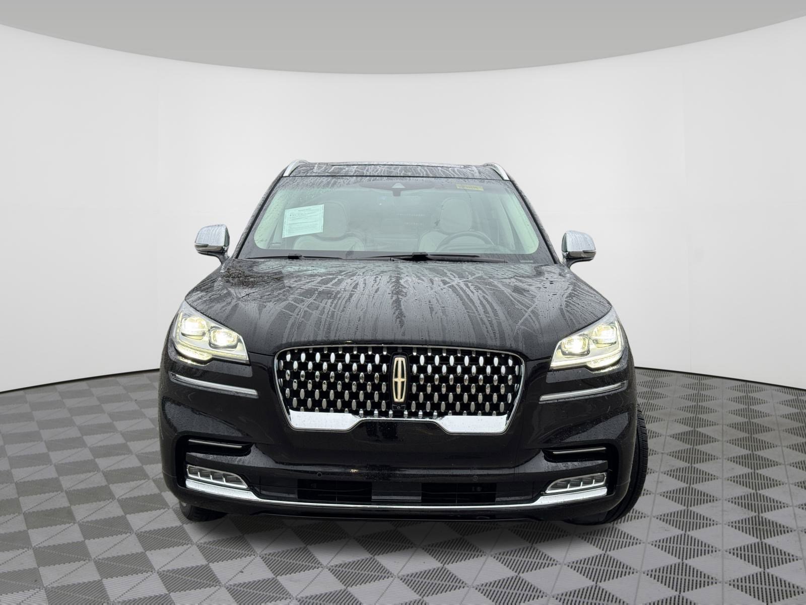 Used 2022 Lincoln Aviator Black Label w/ Dynamic Handling Package image 18