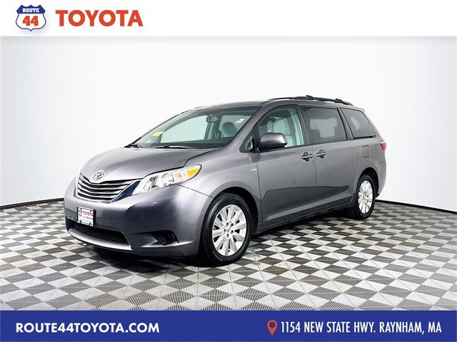 Used 2016 Toyota Sienna LE