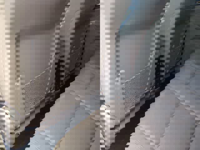 Used 2020 Jeep Grand Cherokee Limited w/ Luxury Group II image 18