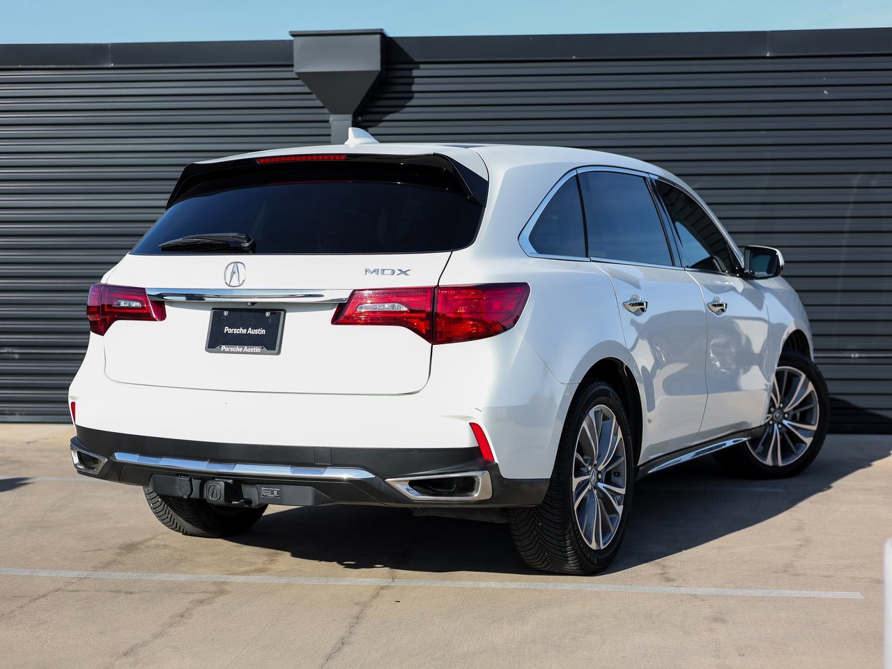 Used 2017 Acura MDX FWD w/ Technology Package image 7