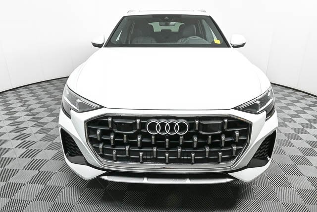 New 2025 Audi Q8 Premium image 34