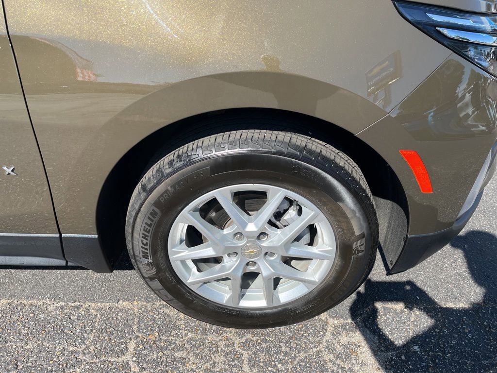 Used 2023 Chevrolet Equinox LT FWD image 44