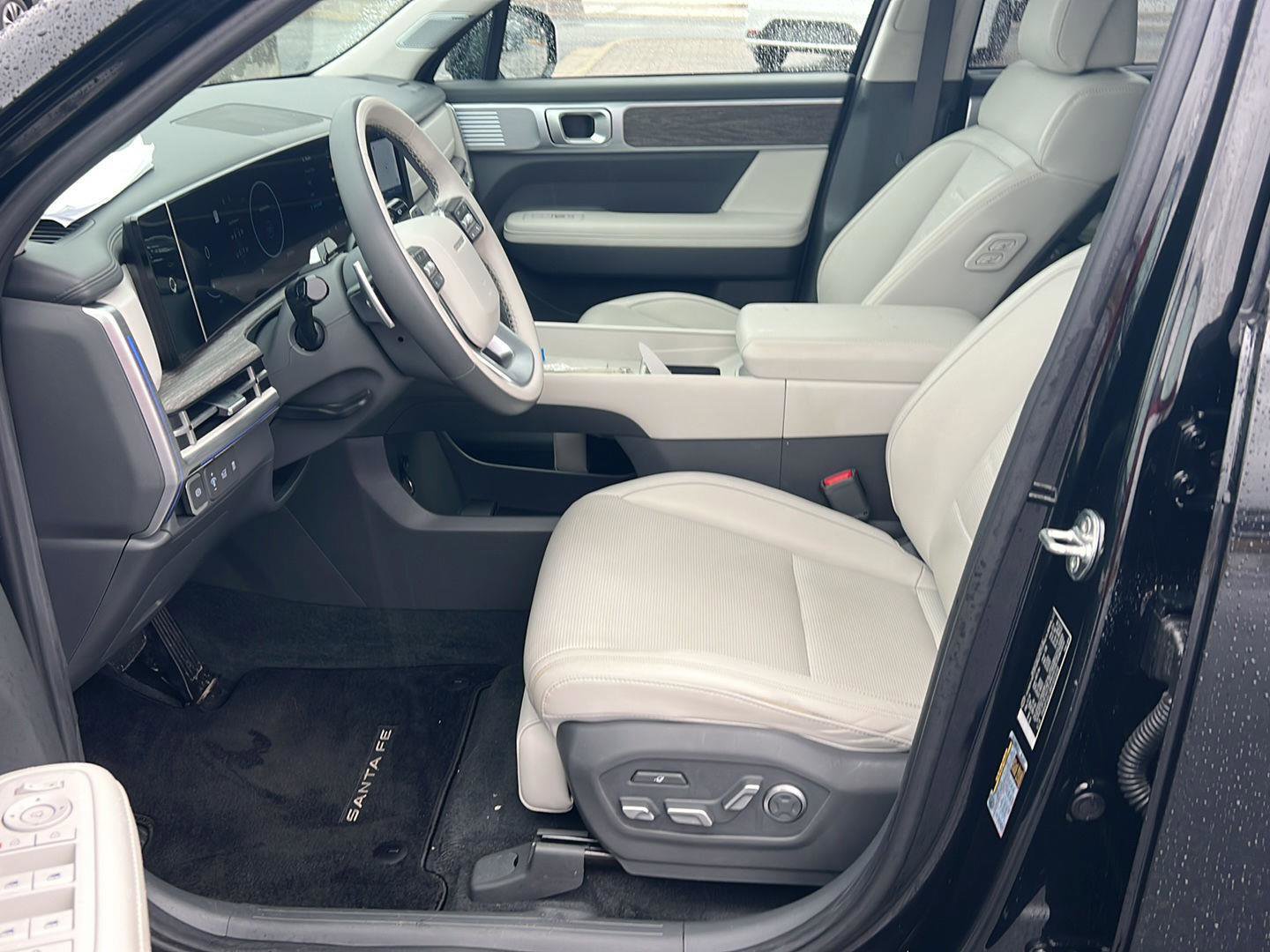Used 2024 Hyundai Santa Fe Calligraphy image 10