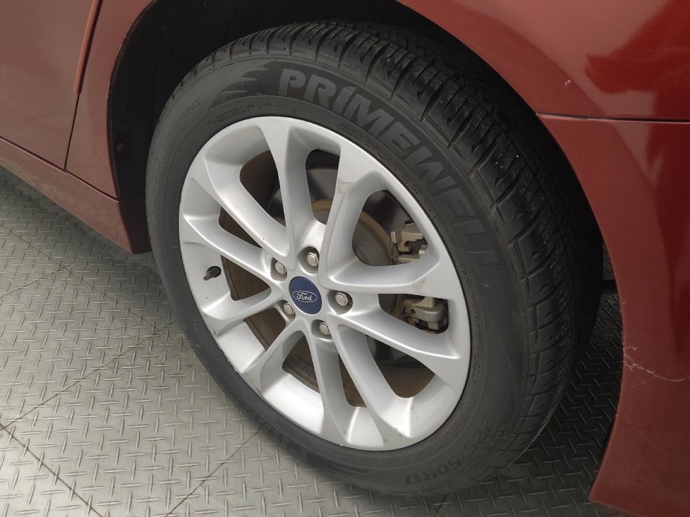 Used 2019 Ford Fusion SE image 31