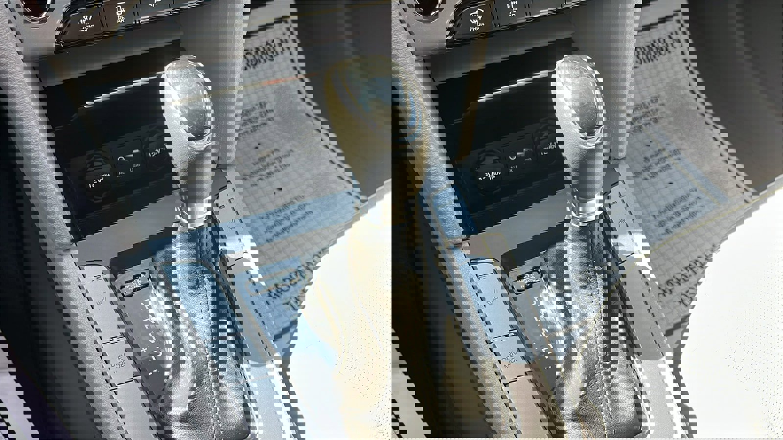 Used 2017 Hyundai Elantra Limited image 19