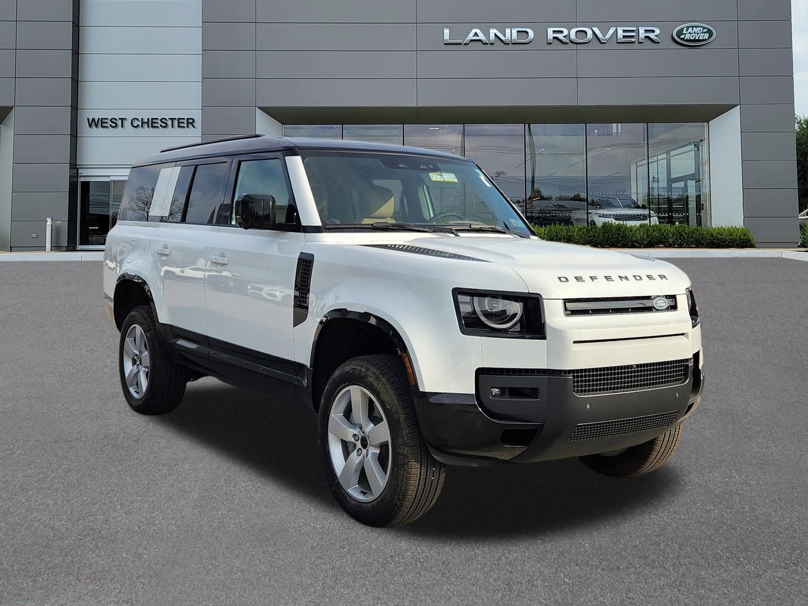 New 2026 Land Rover Defender 130 X-Dynamic SE image 2