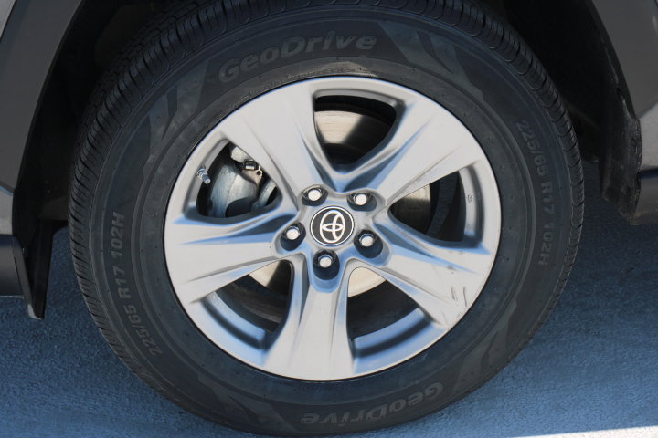 Certified 2024 Toyota RAV4 LE image 9