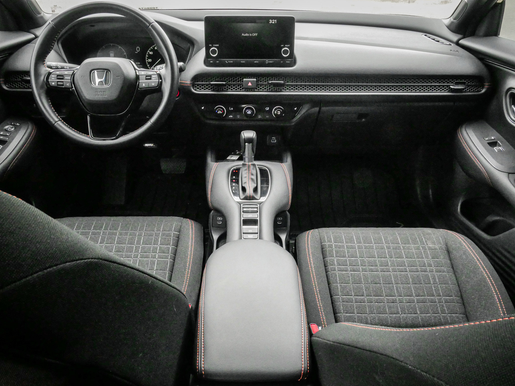 Used 2025 Honda HR-V Sport image 27