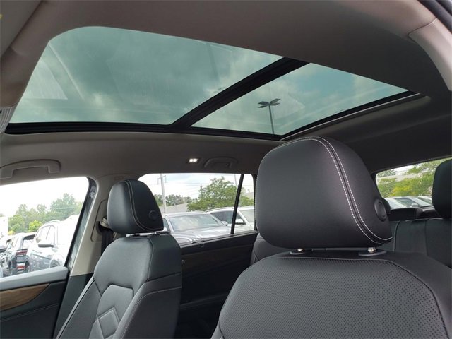 New 2026 Volkswagen Atlas SE image 7