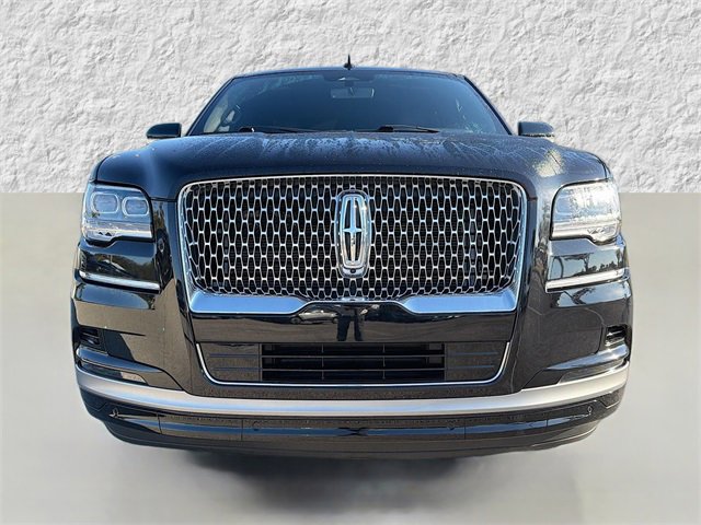 Used 2024 Lincoln Navigator Reserve image 8