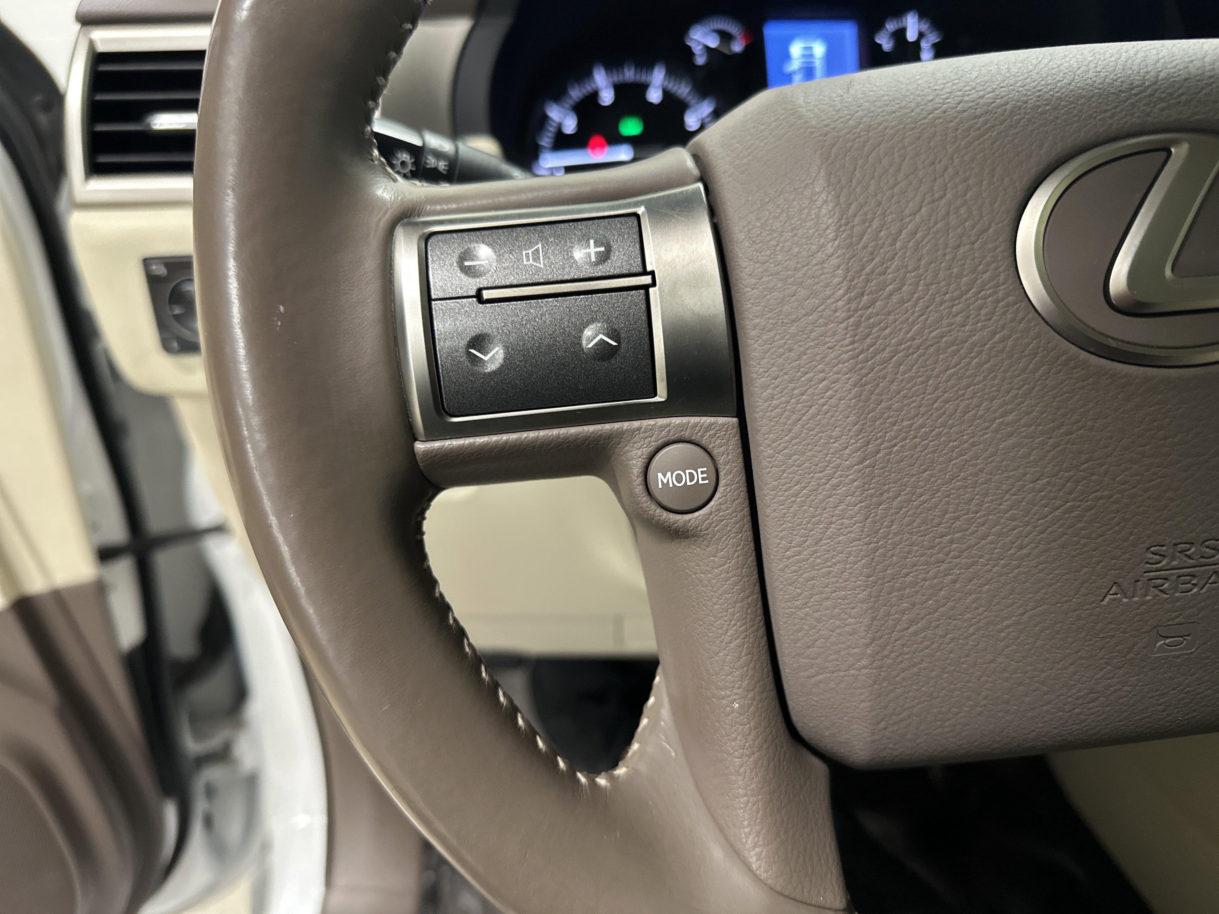 Used 2019 Lexus GX 460 Premium w/ Premium Package AWD/4WD image 19