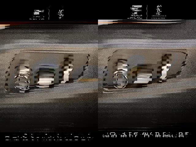 Certified 2025 Cadillac XT4 Premium Luxury image 27