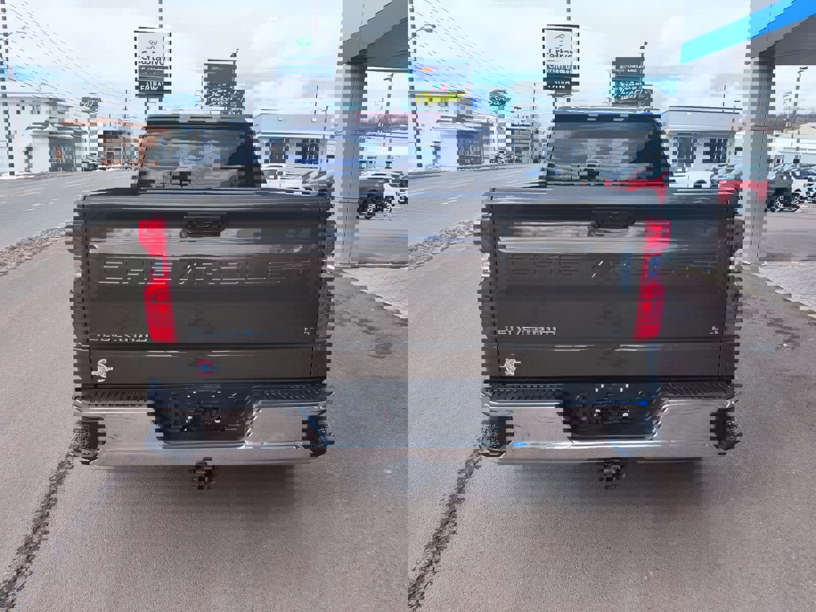 Used 2023 Chevrolet Silverado 1500 LT image 7