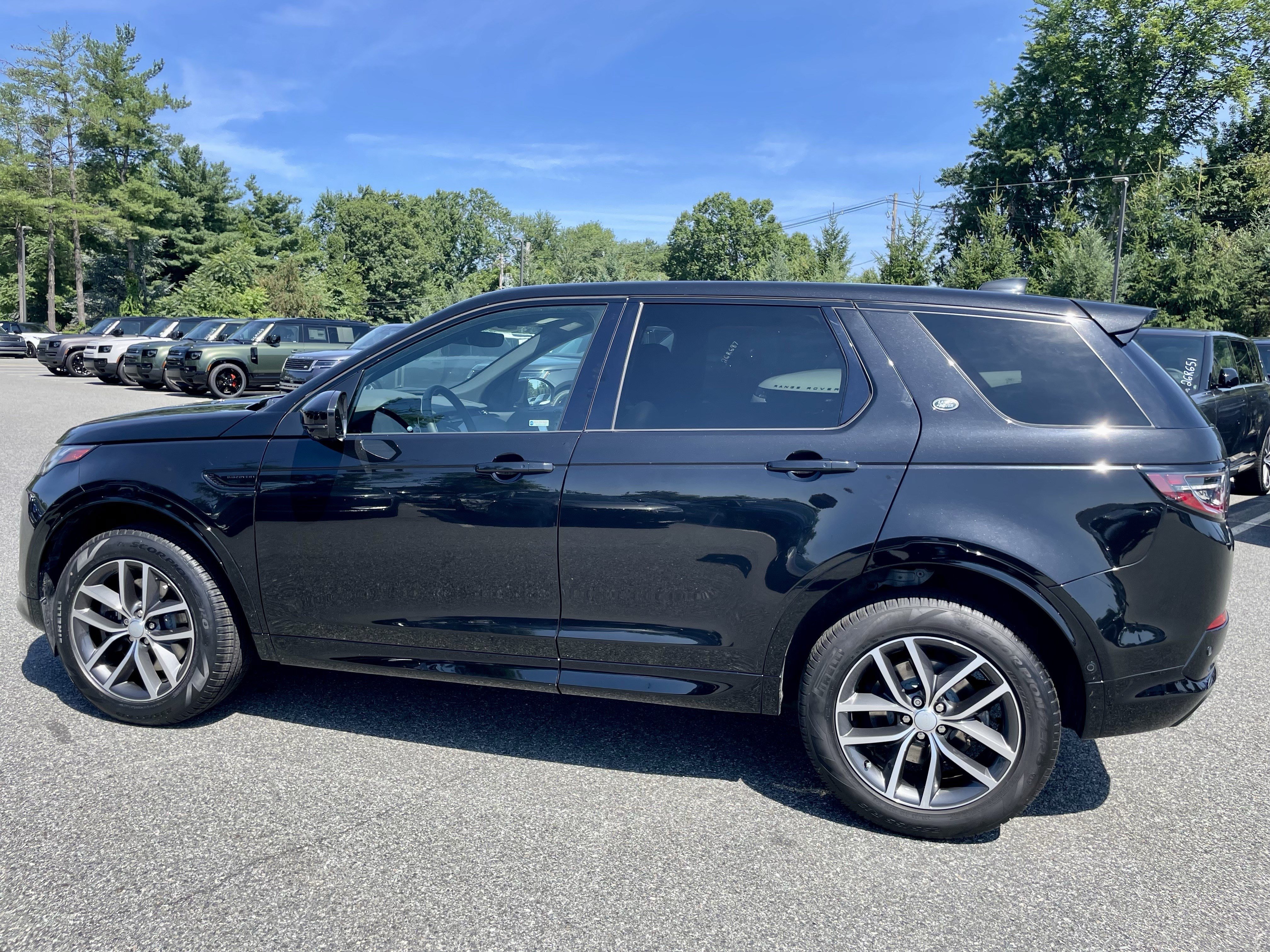 Certified 2025 Land Rover Discovery Sport Dynamic SE AWD/4WD image 5