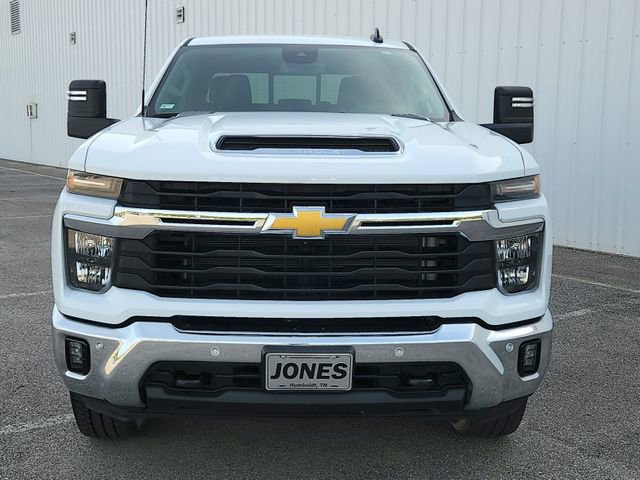 Used 2025 Chevrolet Silverado 2500 LT w/ Safety Package AWD/4WD image 2